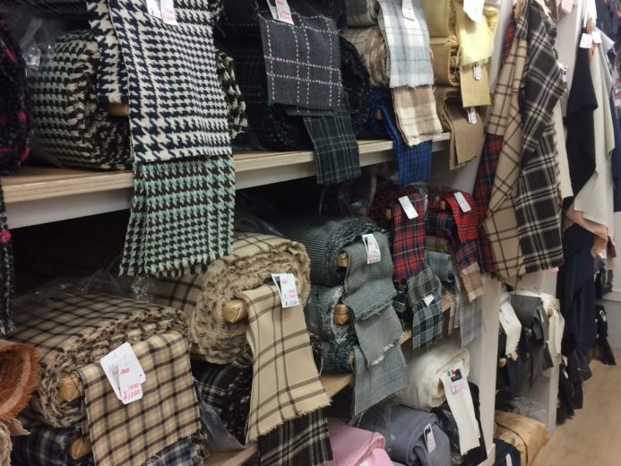 服地