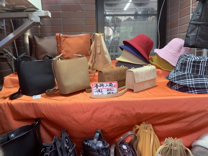 帽子・バッグの春物入荷